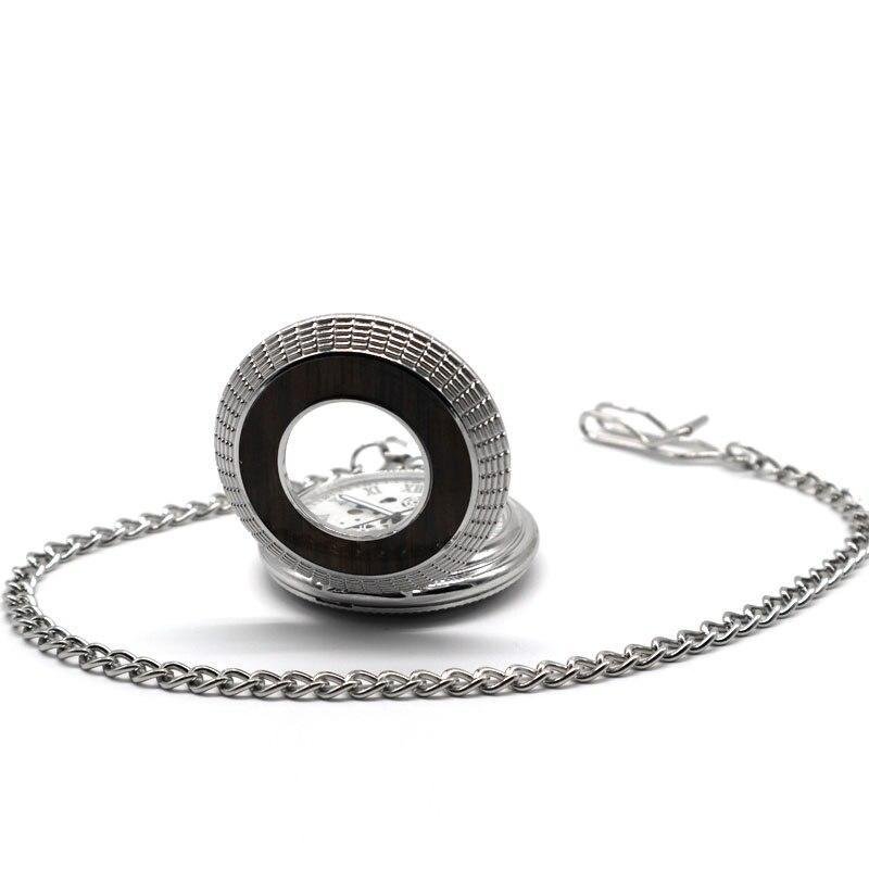 Montre à gousset mécanique à remontage manuel boitier et cadrans doré avec chiffres Romains Ma montre à gousset