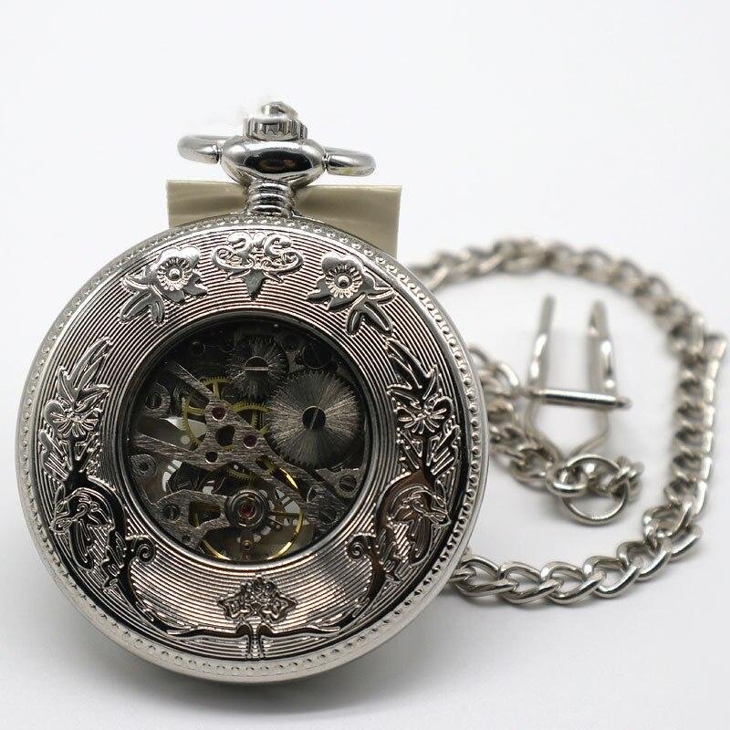 Montre à gousset mécanique à remontage manuel boitier et cadrans doré avec chiffres Romains Ma montre à gousset