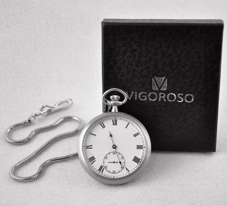 Montre à gousset mouvement mécanique à remontage manuel boitier acier et fond ouvert Ma montre à gousset