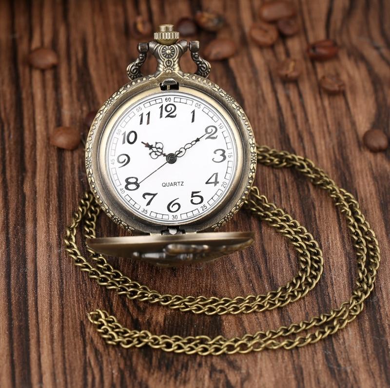 Montre à gousset à quartz thématique du train avec petit bijoux de montre en forme de locomotive Ma montre à gousset