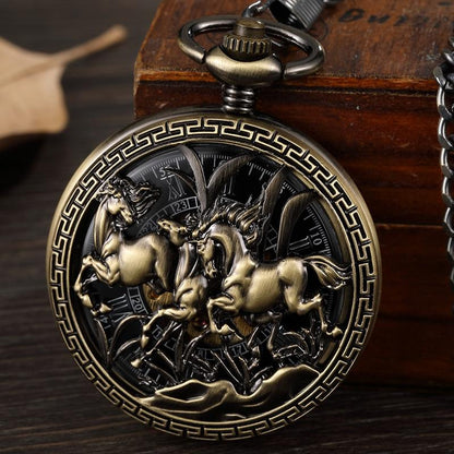 Montre à gousset mécanique à remontage manuel SUR LA THEMATIQUE DU CHEVAL Ma montre à gousset
