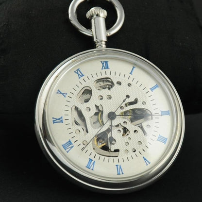 Montre à gousset mécanique à remontage manuel, boitier chrome et chiffres Romains bleus Ma montre à gousset
