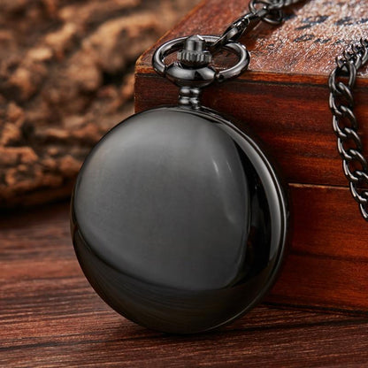 Montre à gousset mécanique à remontage manuel, boitier doré et cadrans skull Ma montre à gousset