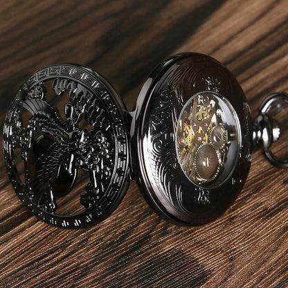 Montre à gousset mouvement mécanique chiffres classiques et capot avant décoré d'un aigle Ma montre à gousset